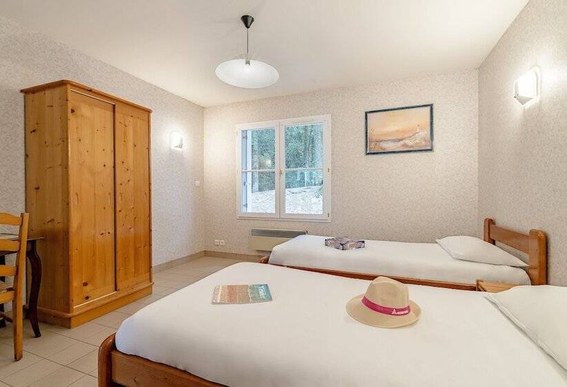 Курорт Azureva Longeville Sur Mer