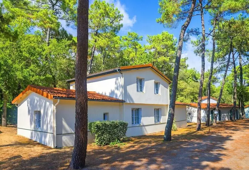 Lomakeskus Azureva Longeville Sur Mer