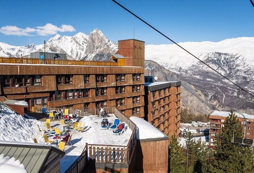 منتجع Odésia Vacances Village Les Karellis