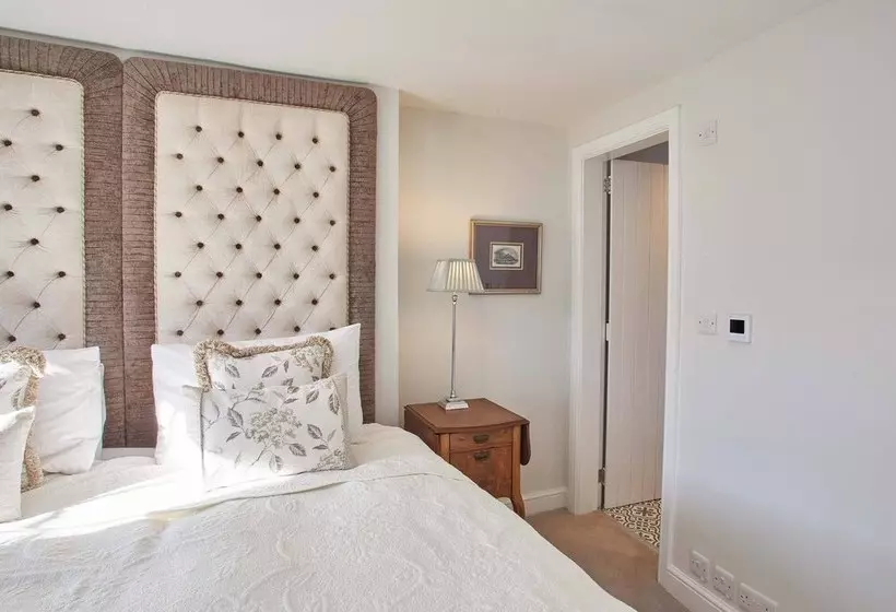Tithe Cottage
