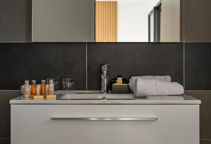 Calarossa Bay Resort