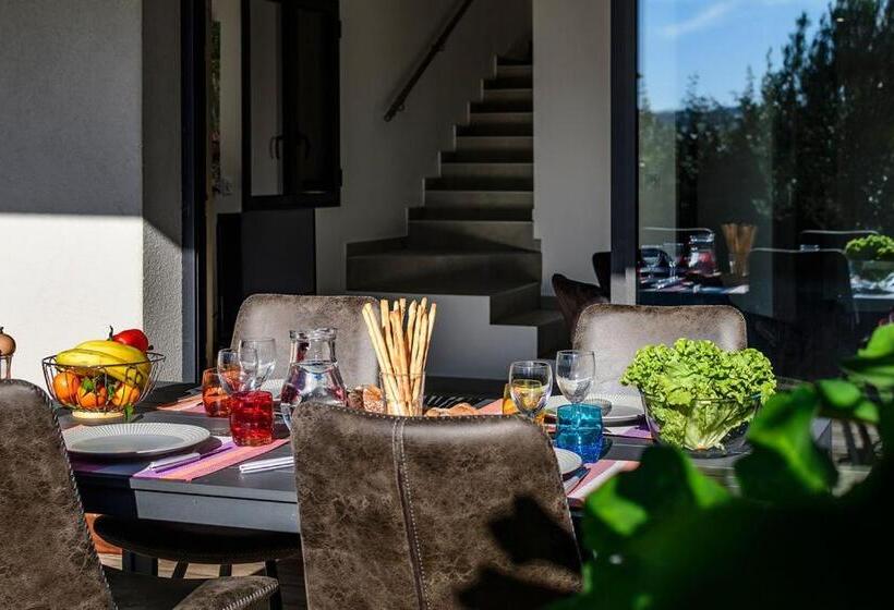 Calarossa Bay Resort