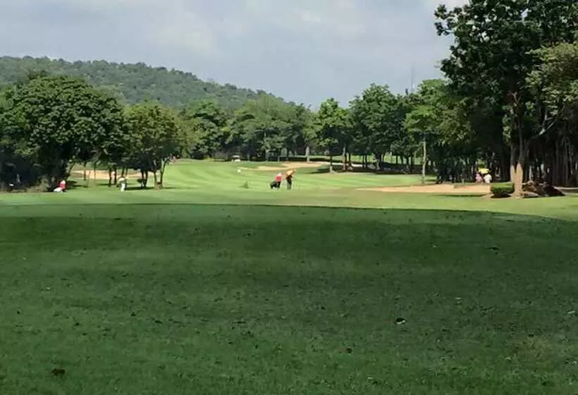 ホテル Sawang Resort Golf Club And