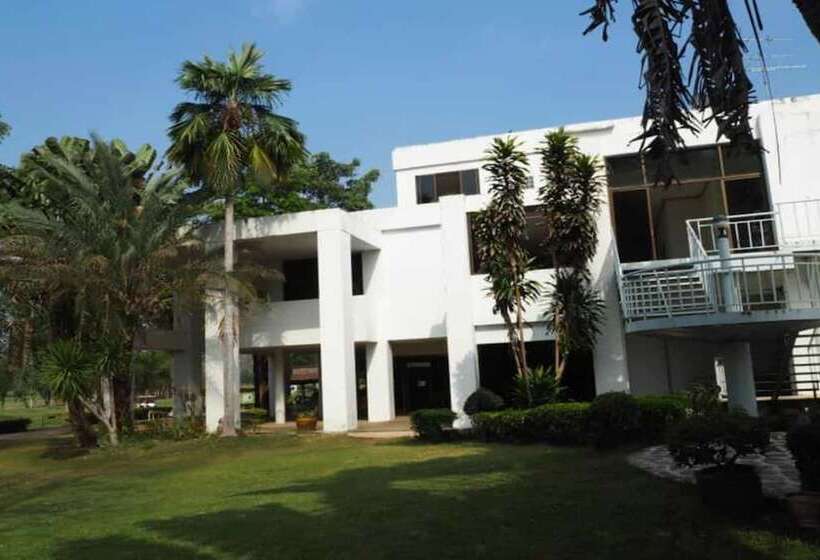 בית מלון כפרי Sawang Resort Golf Club And