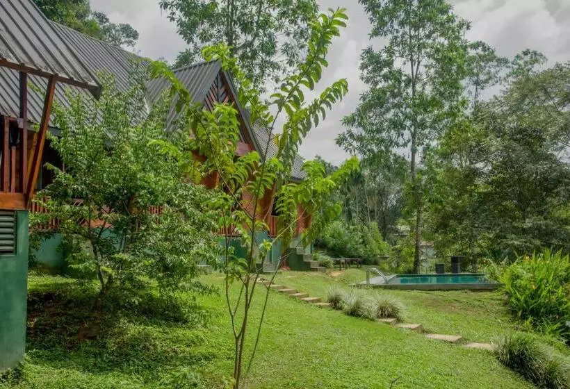 Hotelli Sinharaja Forest Gate