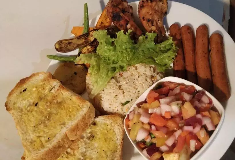 Hotelli Sinharaja Forest Gate