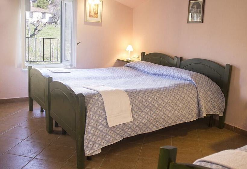 بنسيون Albergo Locanda Borgo Antico