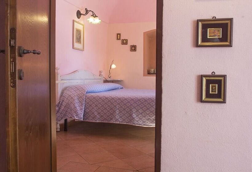 بنسيون Albergo Locanda Borgo Antico