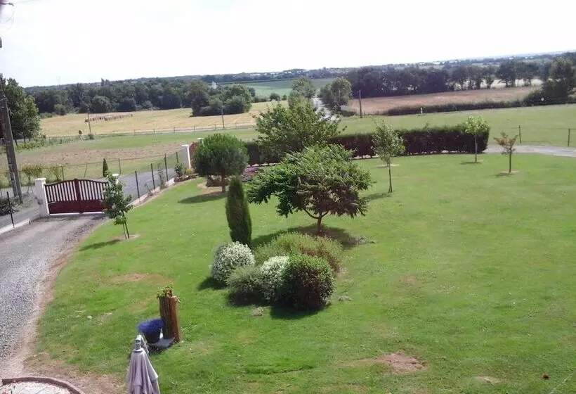 Majatalo Chambres D’hôtes Les Alouettes