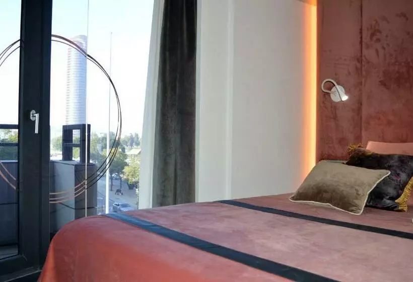 On Suites Sevilla Apartments Designed For Adults