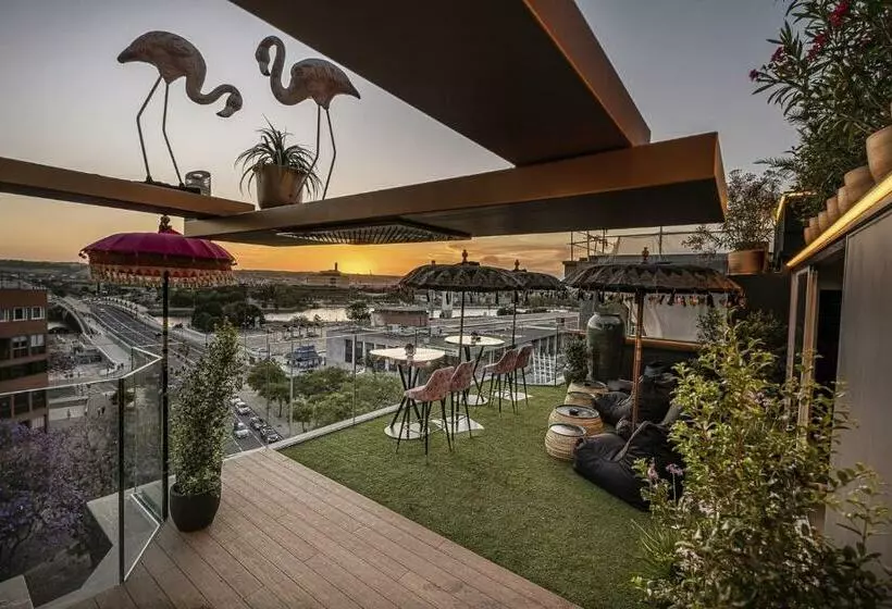 On Suites Sevilla Apartments Designed For Adults