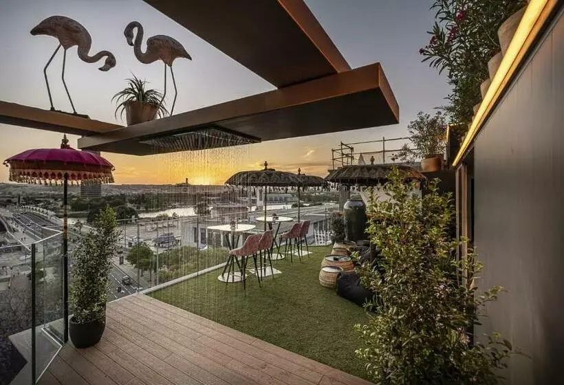 On Suites Sevilla Apartments Designed For Adults