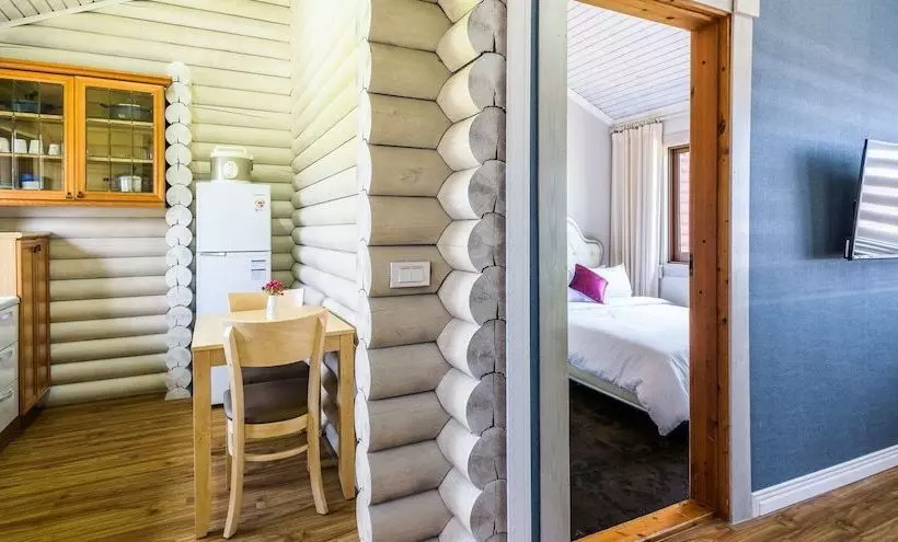 Hotelli Chorok Saerok