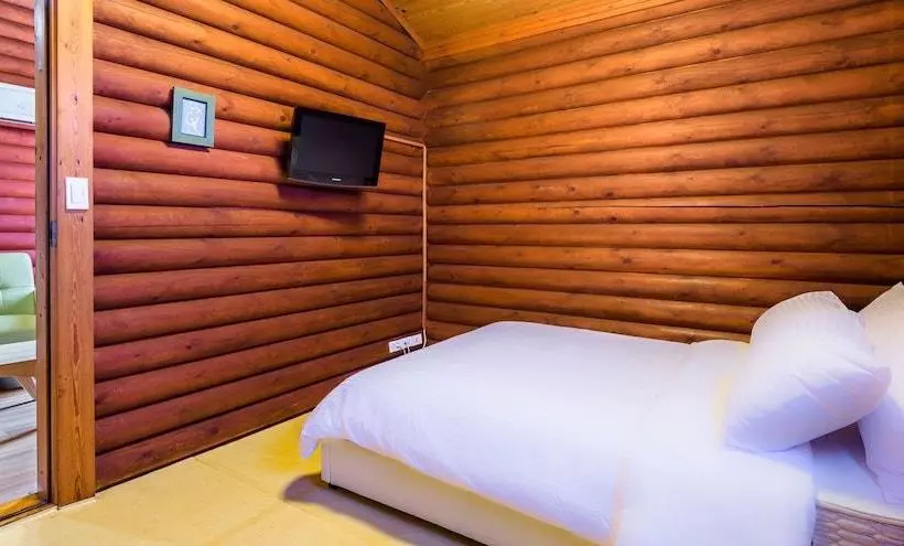 Hotelli Chorok Saerok