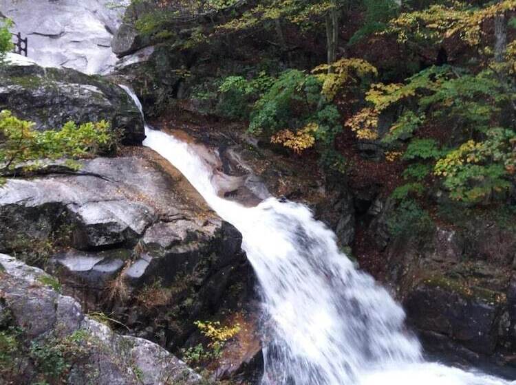 ホテル Izmir Pension