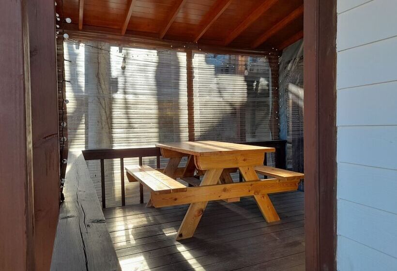 ホテル Izmir Pension