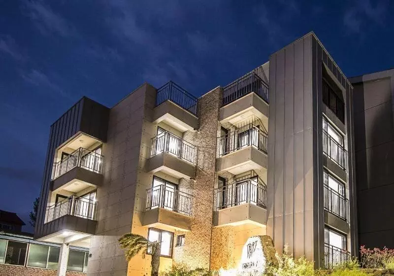 Hotelli W Ocean Pension