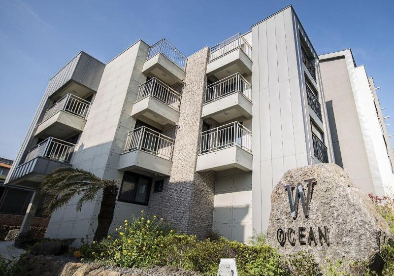 Hotel W Ocean Pension