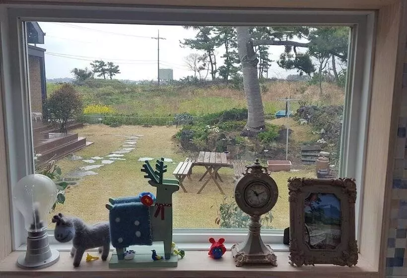 Hotelli Wind Jeju Cafe & Pension