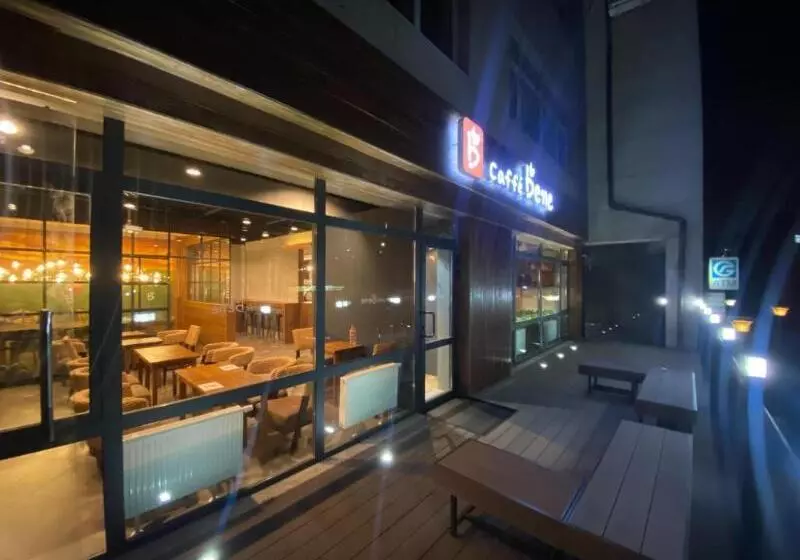 Tanan Center Serviced Apartments