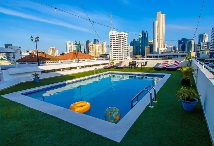 Aparthotel Sevilla Suites