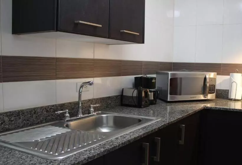 Aparthotel Sevilla Suites