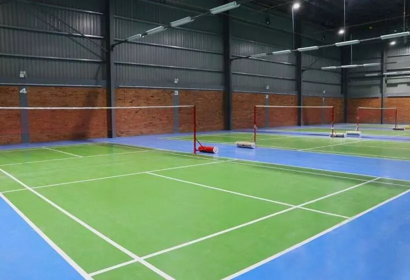 Отель Bangi Resort