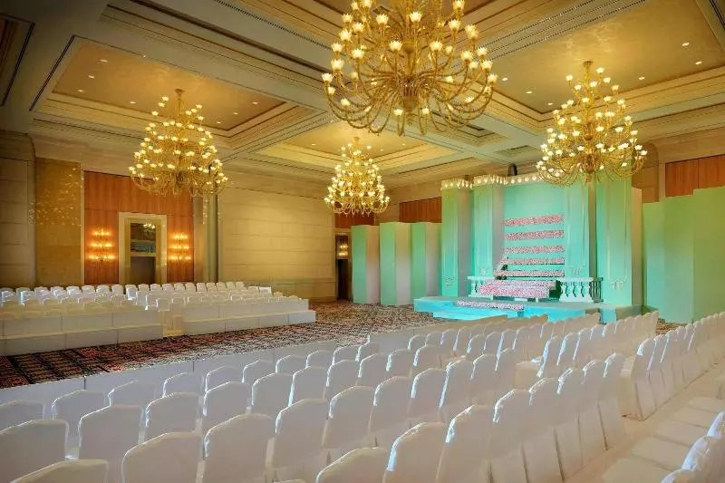 酒店 Courtyard By Marriott Kuwait City