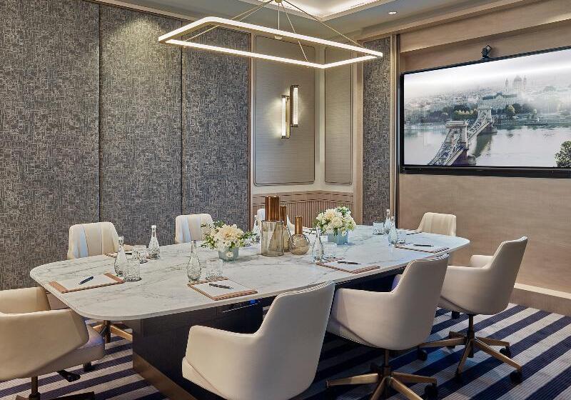 Four Seasons Hotel Gresham Palace Budapest