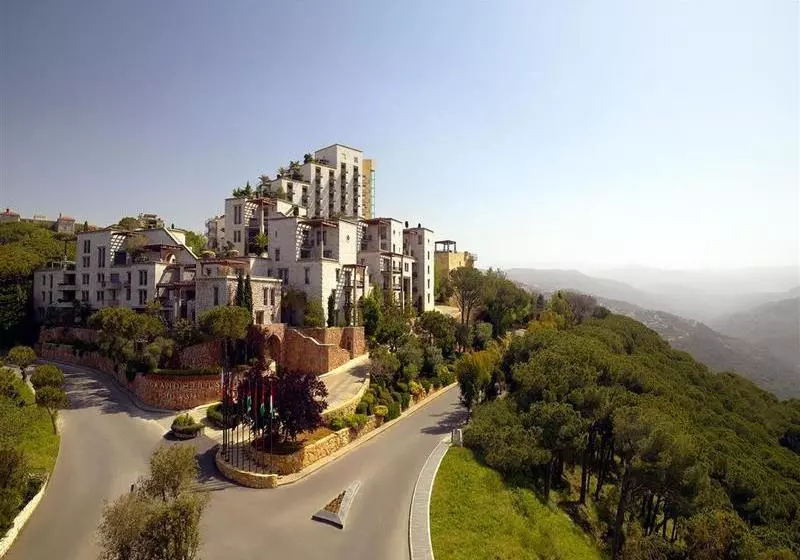 Grand Hills Hotel & Spa