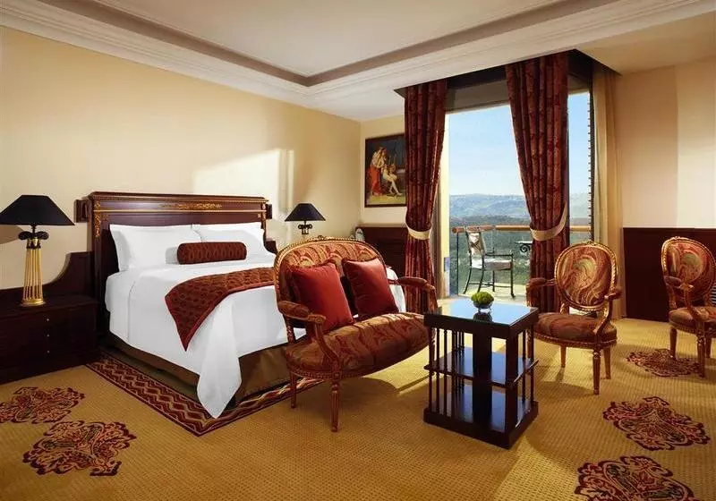 Grand Hills Hotel & Spa