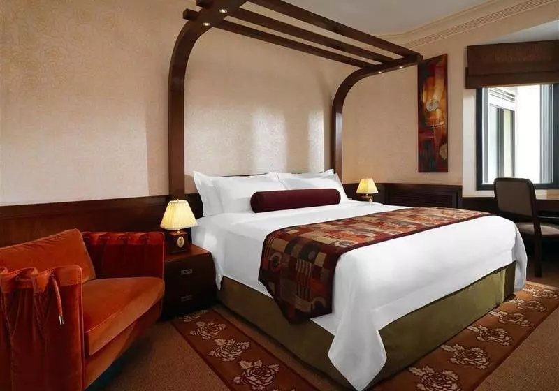 Grand Hills Hotel & Spa