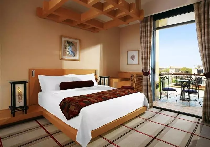 Grand Hills Hotel & Spa