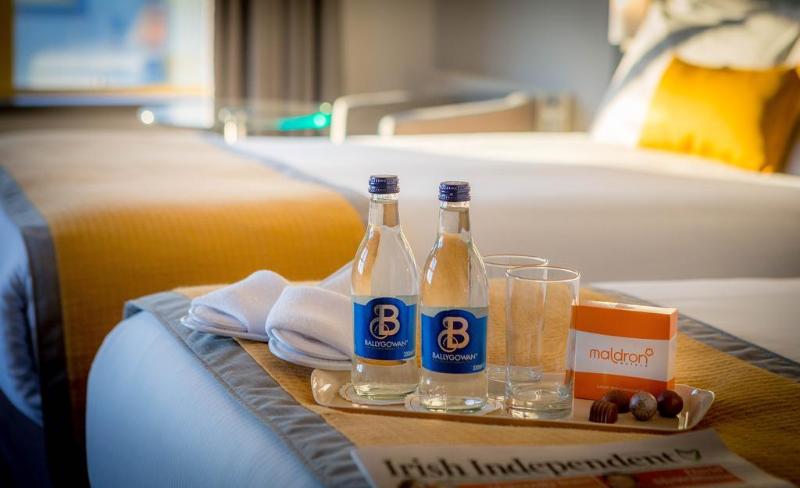 Отель Newtown Park