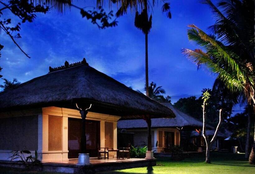 호텔 Puri Bagus Lovina