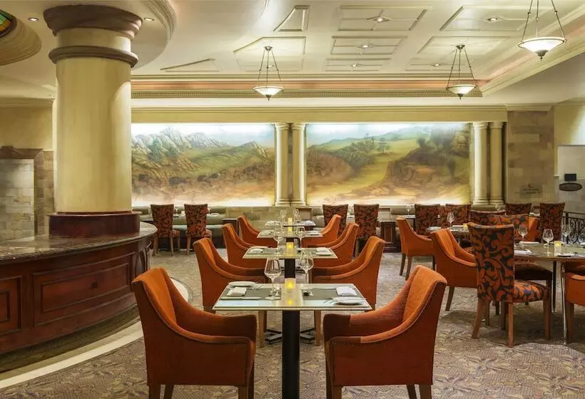 Отель Sheraton Pretoria