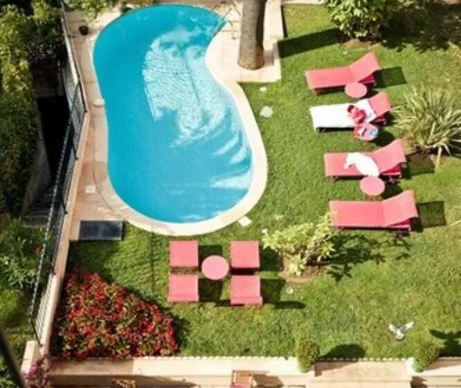 בית מלון כפרי Sun Riviera