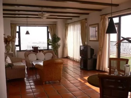 酒店 Surf Plaza Resort