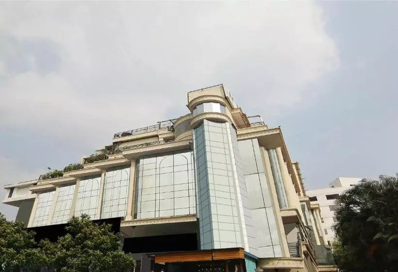 酒店 Monarch Brigade Road