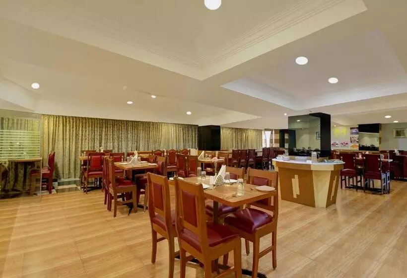 酒店 Monarch Brigade Road