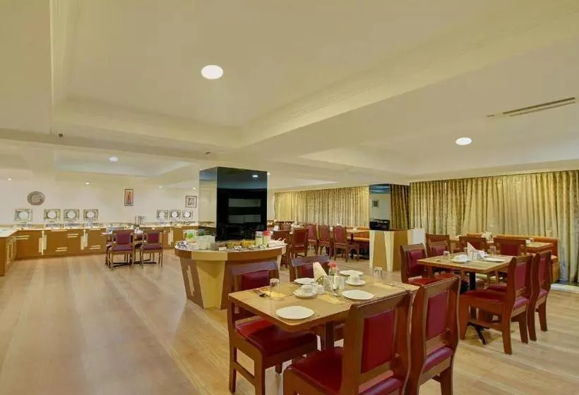 酒店 Monarch Brigade Road