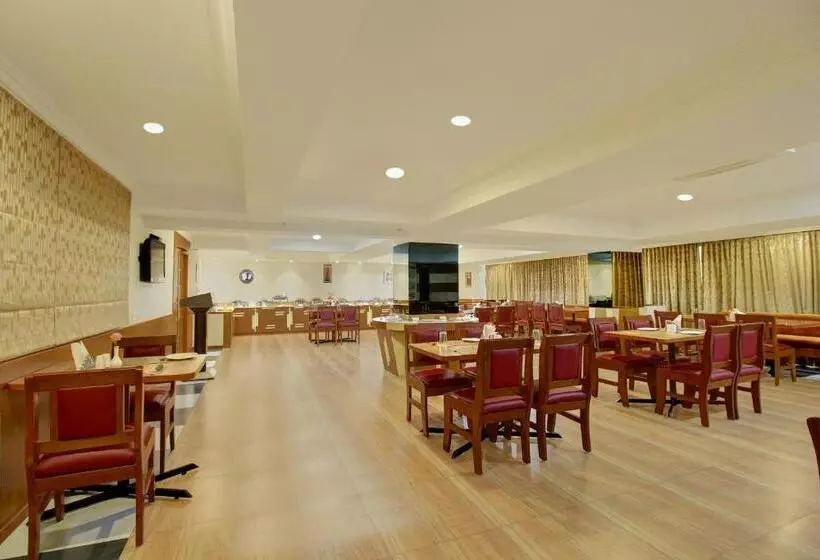 酒店 Monarch Brigade Road