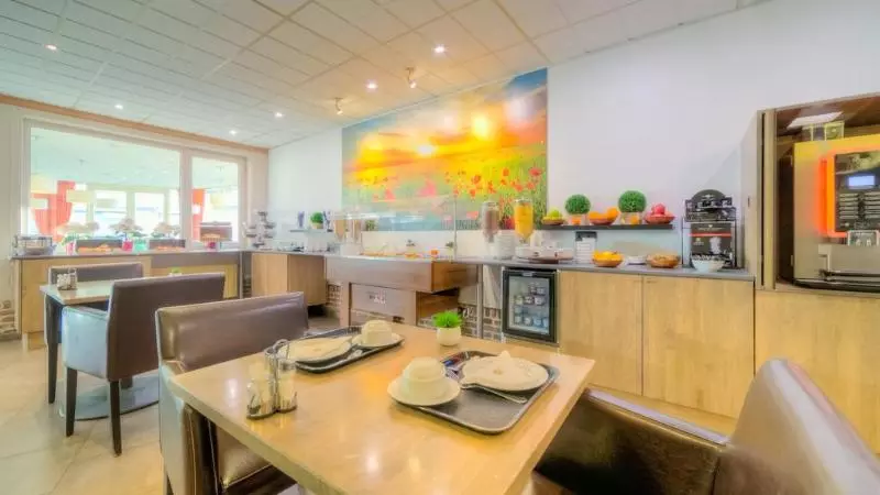 Hotel Sleep & Go Menen