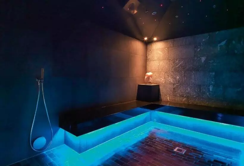 Interalpen Hotel Tyrol