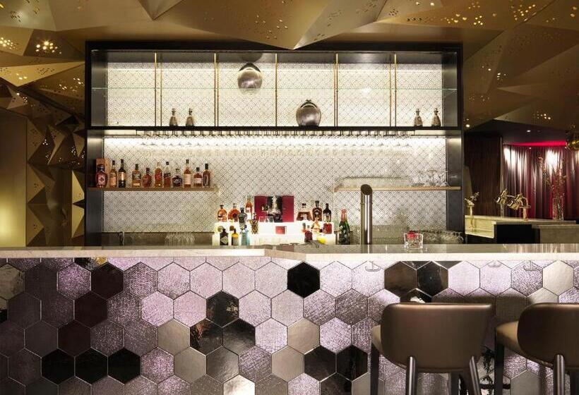 Interalpen Hotel Tyrol