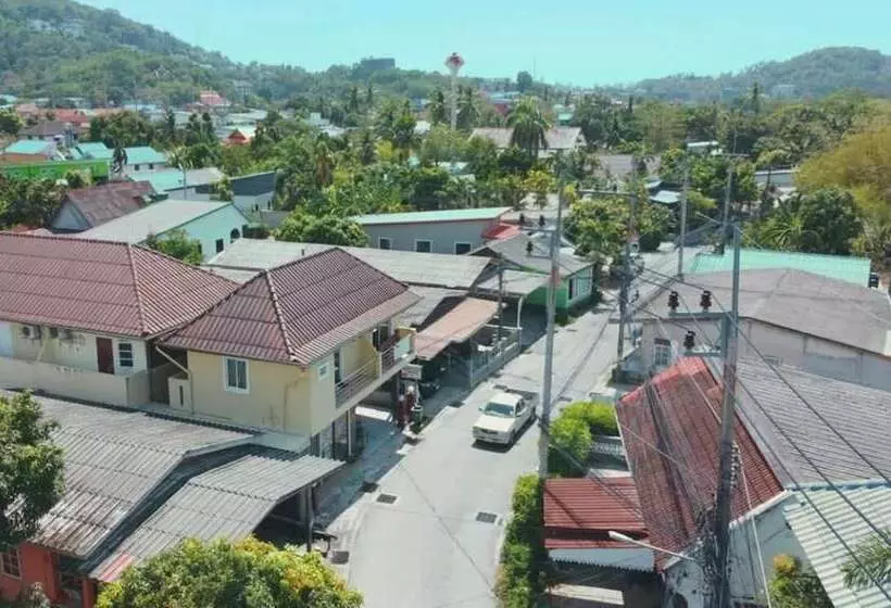 ホテル Bangtao Corner