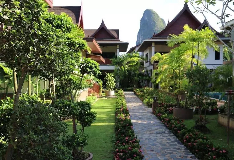 ホテル Chanapha Residence