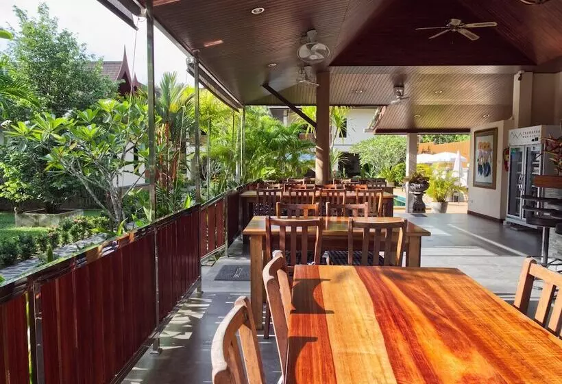 ホテル Chanapha Residence