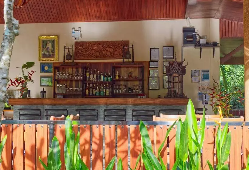 ホテル Chanapha Residence