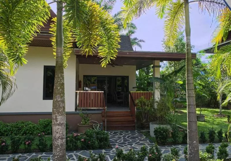 ホテル Chanapha Residence